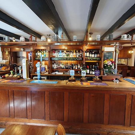 The Ship Inn Truro Bagian luar foto